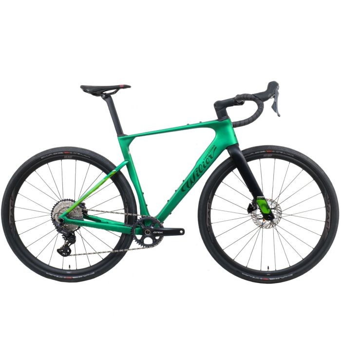 Wilier Rave SLR ID2 GRX gravel bike in vibrant green, featuring a lightweight carbon frame, disc brakes, and a sleek aerodynamic design, size L.