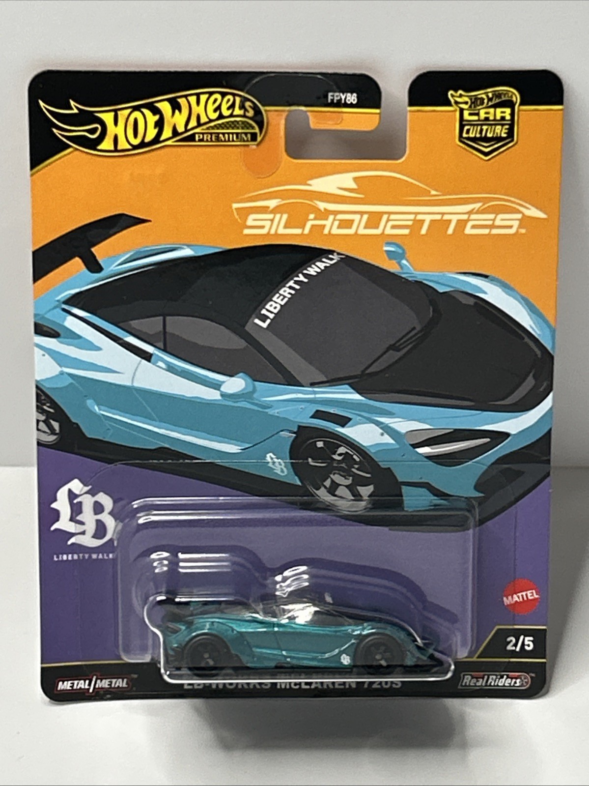 Hot Wheels LB-Works McLaren 720S vehicle in turquoise with black accents, displayed in a vibrant packaging featuring a stylized car graphic and the "Silhouettes" series label.