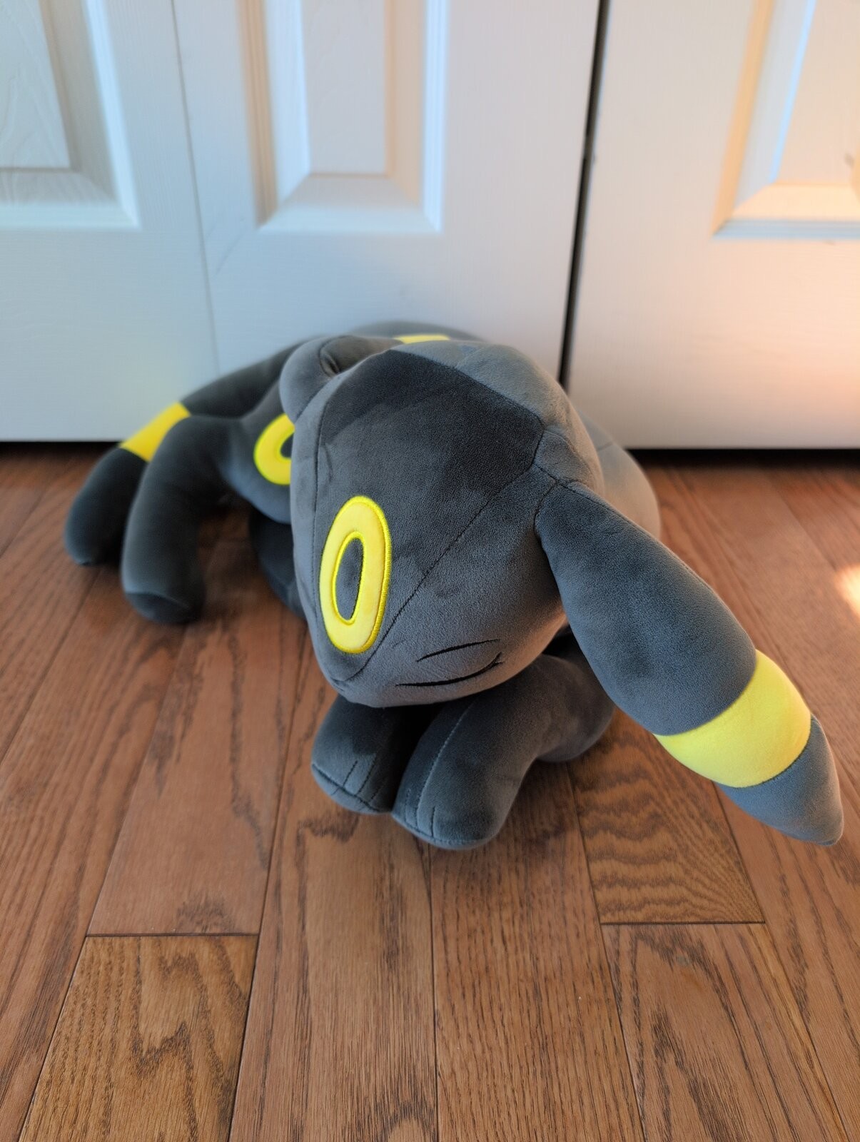 Pokémon Sleeping Umbreon 18' Soft Toy - image 2