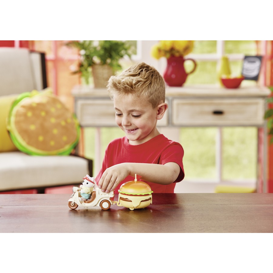 Sylvanian Families Hamburger Stand Playset - image 2