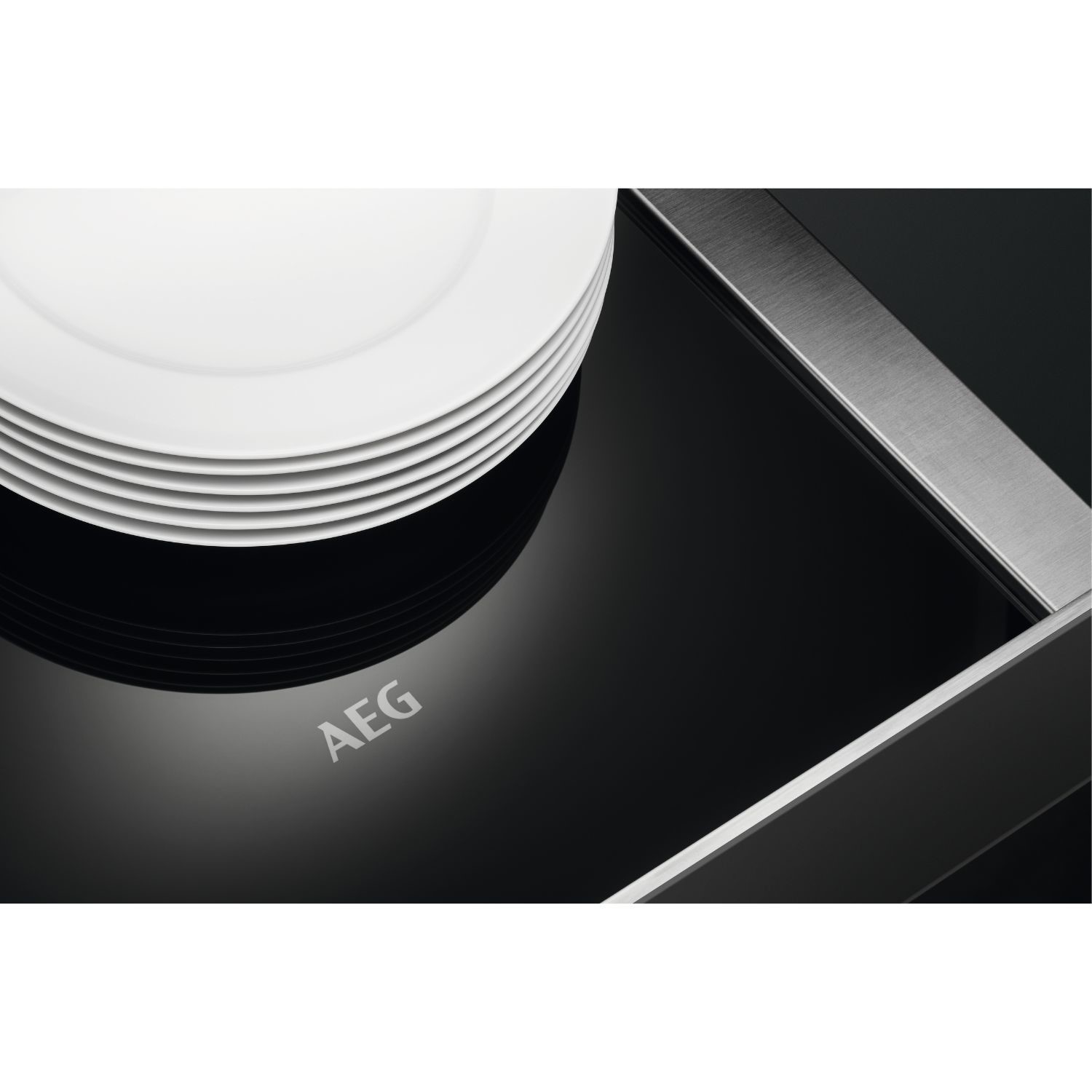 AEG OD8K11B Built-in 14cm Warming Drawer - image 3