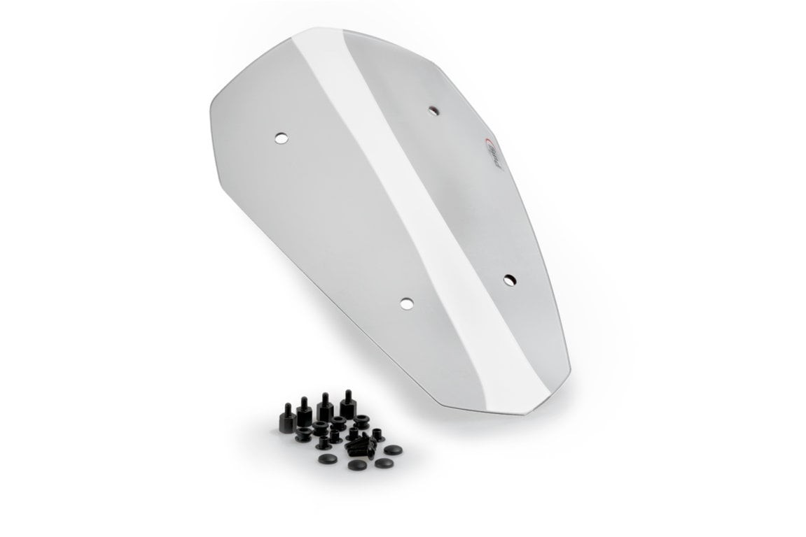 Clear Puig Sport Screen for Yamaha Tracer 7 (2021-2025) with a sleek, aerodynamic shape and a set of black mounting screws included.