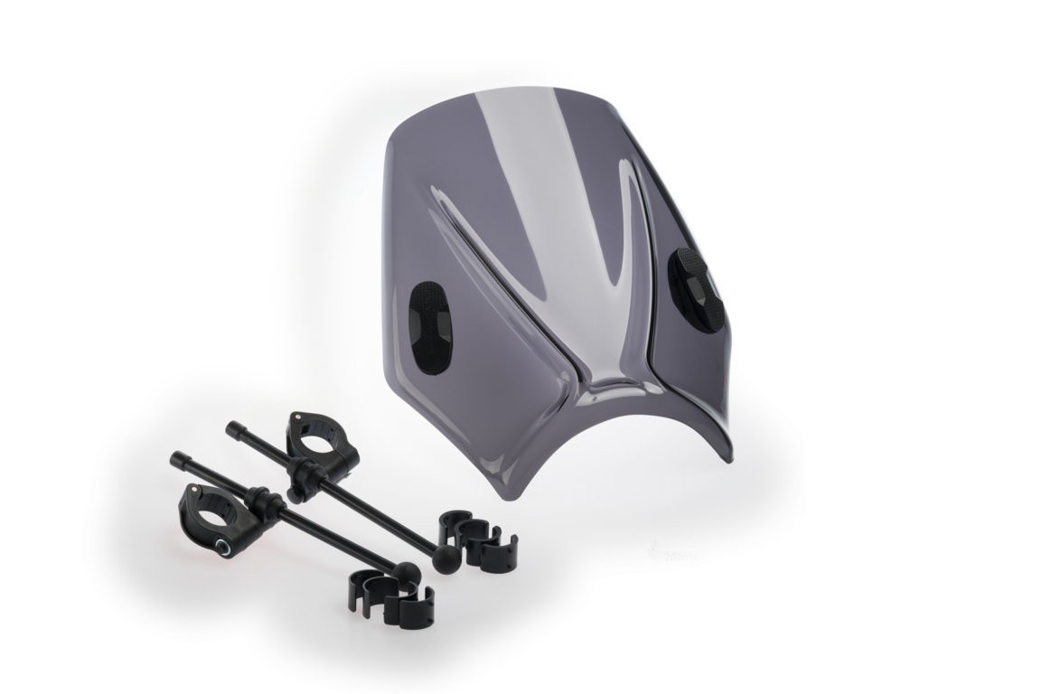 Dark smoke Puig Mito screen for Suzuki 125 XT (1999-2000) with a sleek, aerodynamic design, featuring two mounting brackets and hardware for installation.