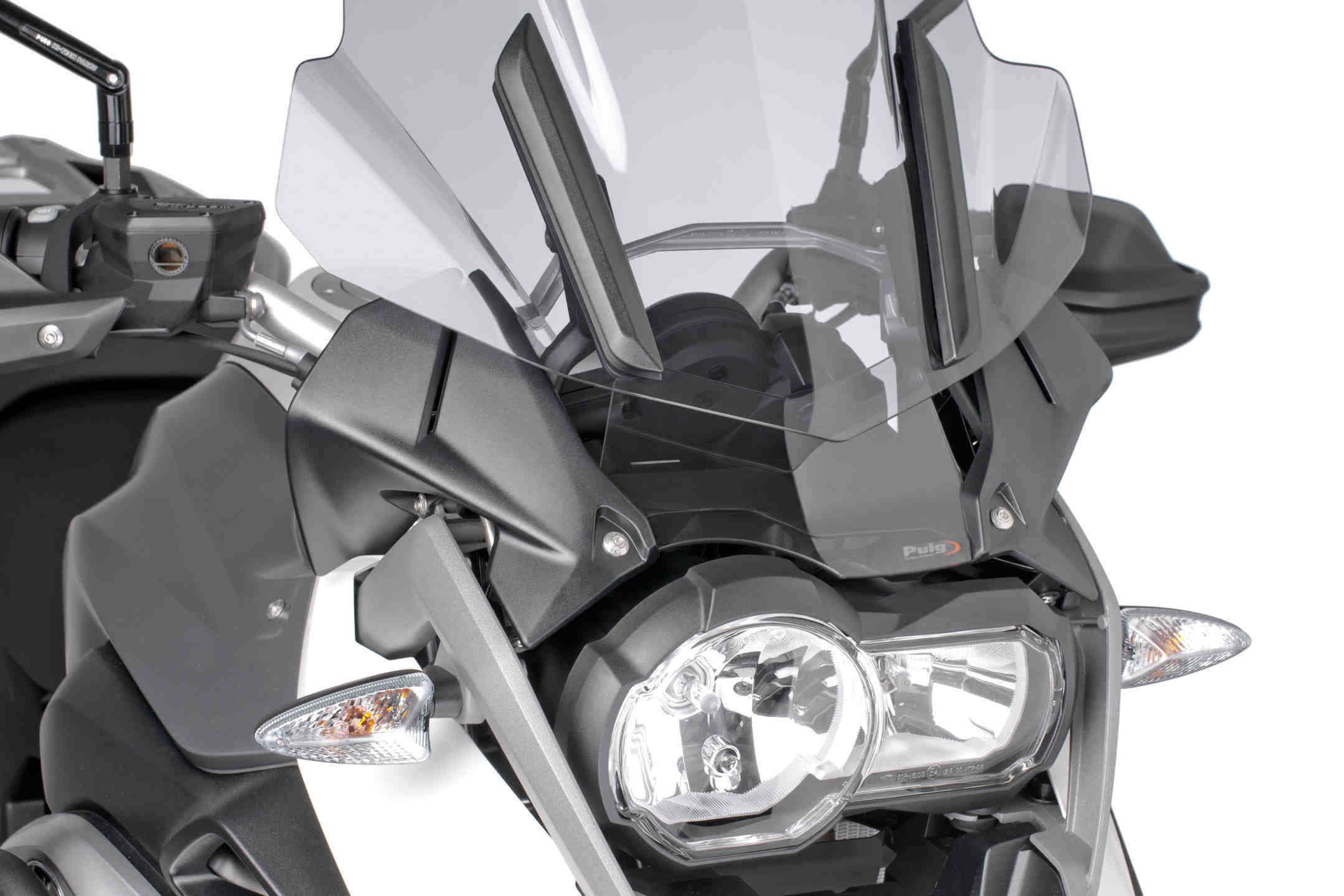 Clear Puig Sport Screen designed for the Yamaha Tenere 700 (2019-2024), featuring a sleek design with a tinted top edge and durable material, enhancing aerodynamics and rider comfort.