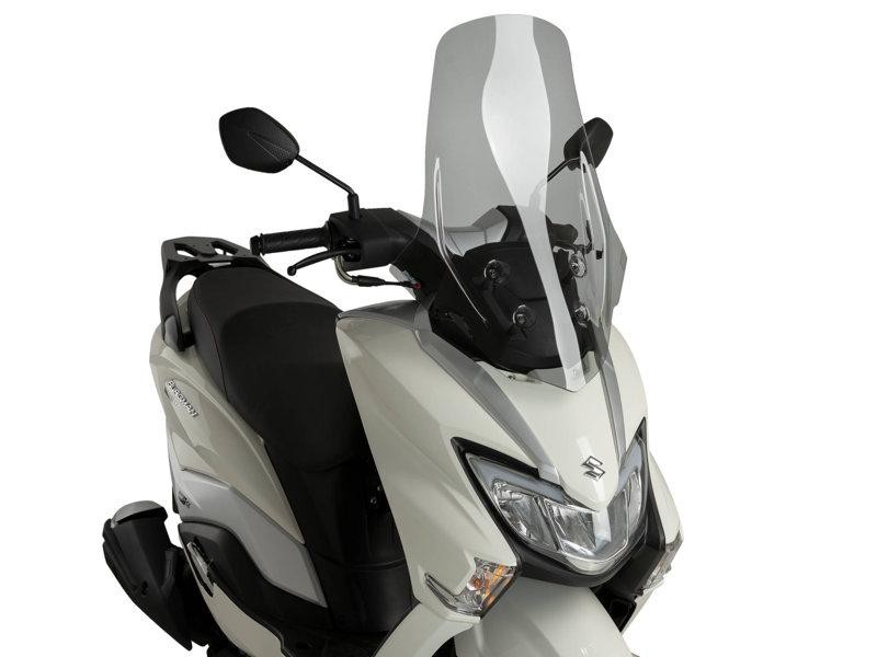 Light smoke touring screen for Suzuki Burgman Street 125 EX (2023-2025), featuring a sleek design and durable material, enhancing wind protection and rider comfort.