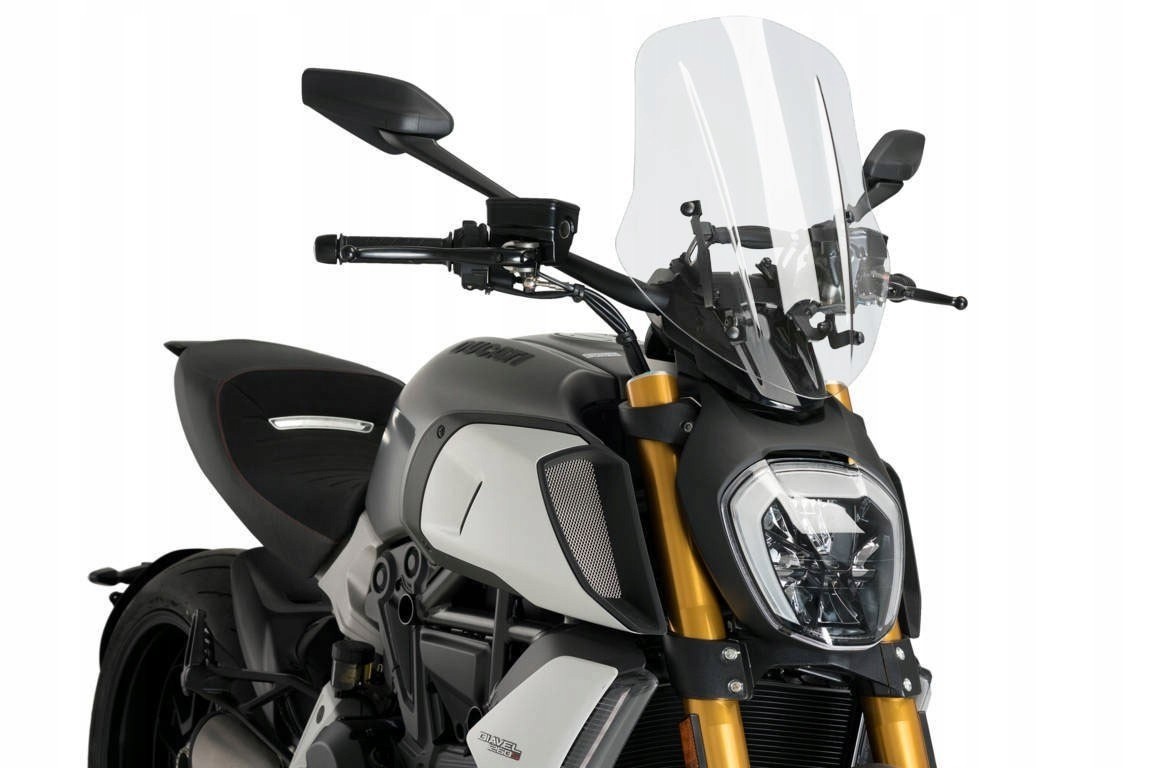 Clear adjustable touring screen designed for Ducati Diavel 1260 (2019-2023), featuring a sleek design, durable material, and integrated mounting hardware for easy installation.