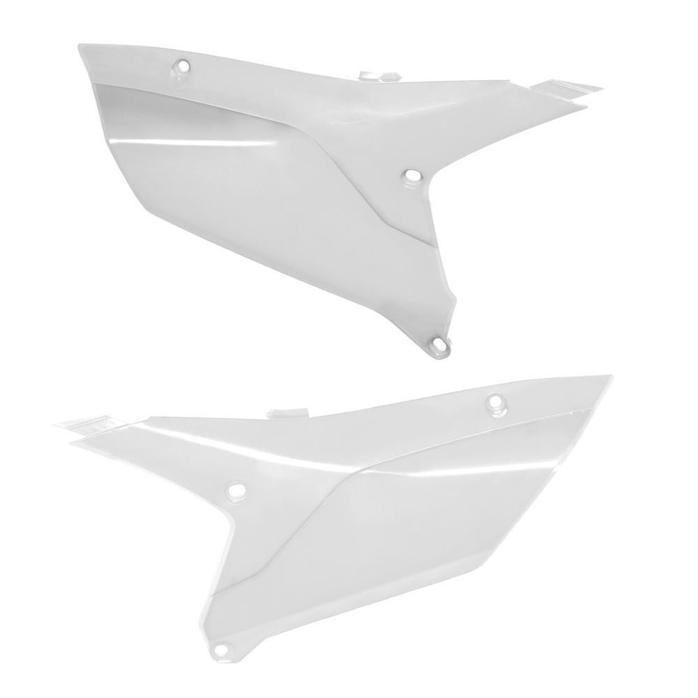 Polisport white side panels designed for Yamaha YZF250 (2024-2025), YZF450 (2023-2025), and YZF450X (2024-2025), featuring a sleek design and durable plastic material.