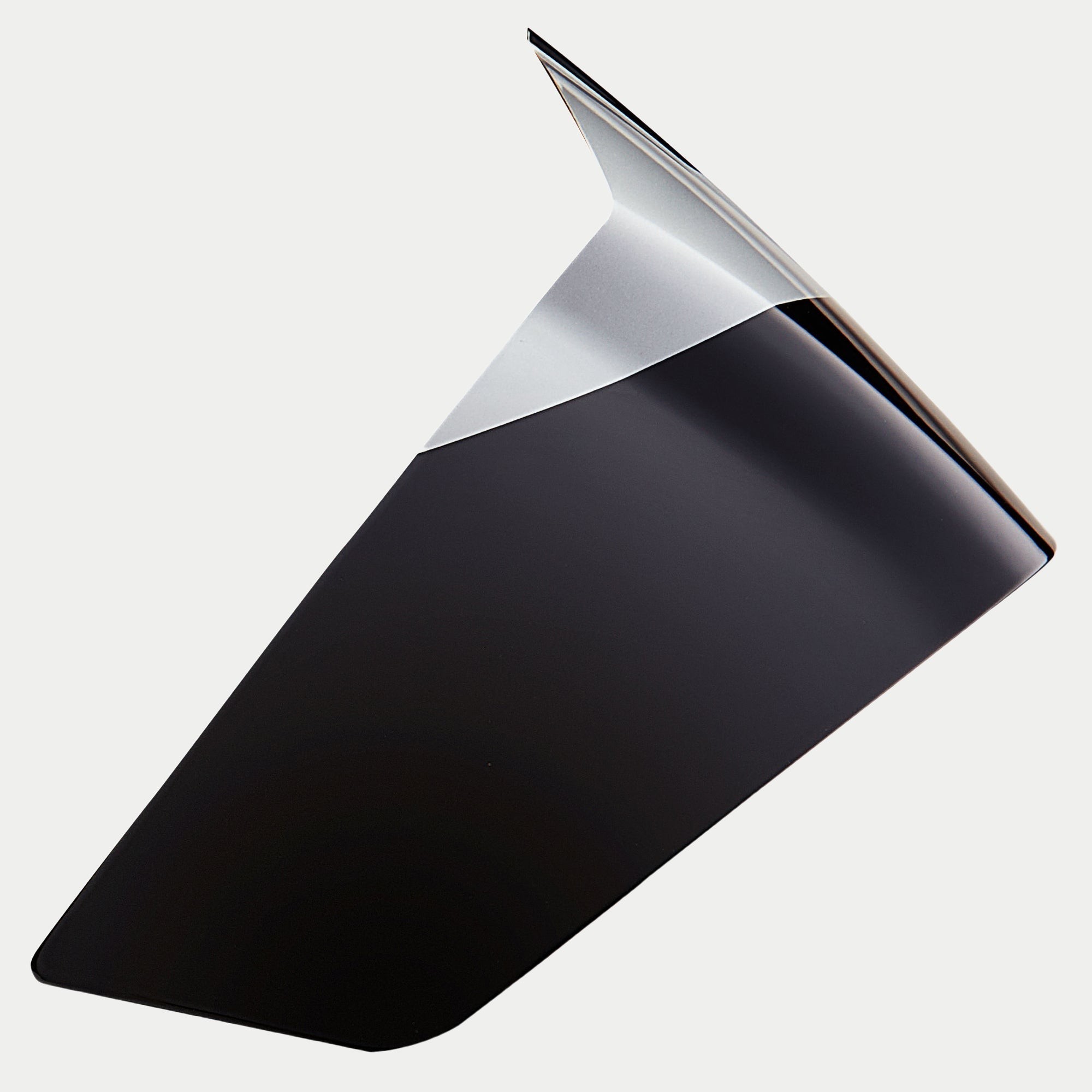 Black and silver Alpinestars Supertech S-R10 Element race spoiler, featuring a sleek aerodynamic design with a glossy finish, suitable for one size fits all.