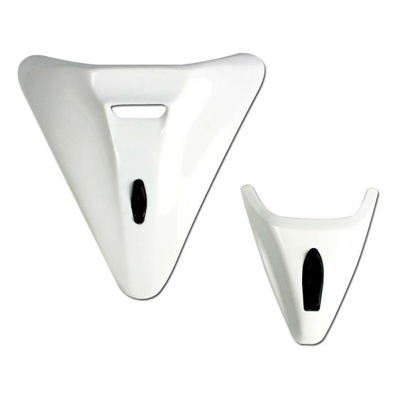 White Arai Front Delta Duct 5 for RX-7 GP/X-Tend helmets, featuring a sleek triangular shape with a black vent opening for enhanced airflow.