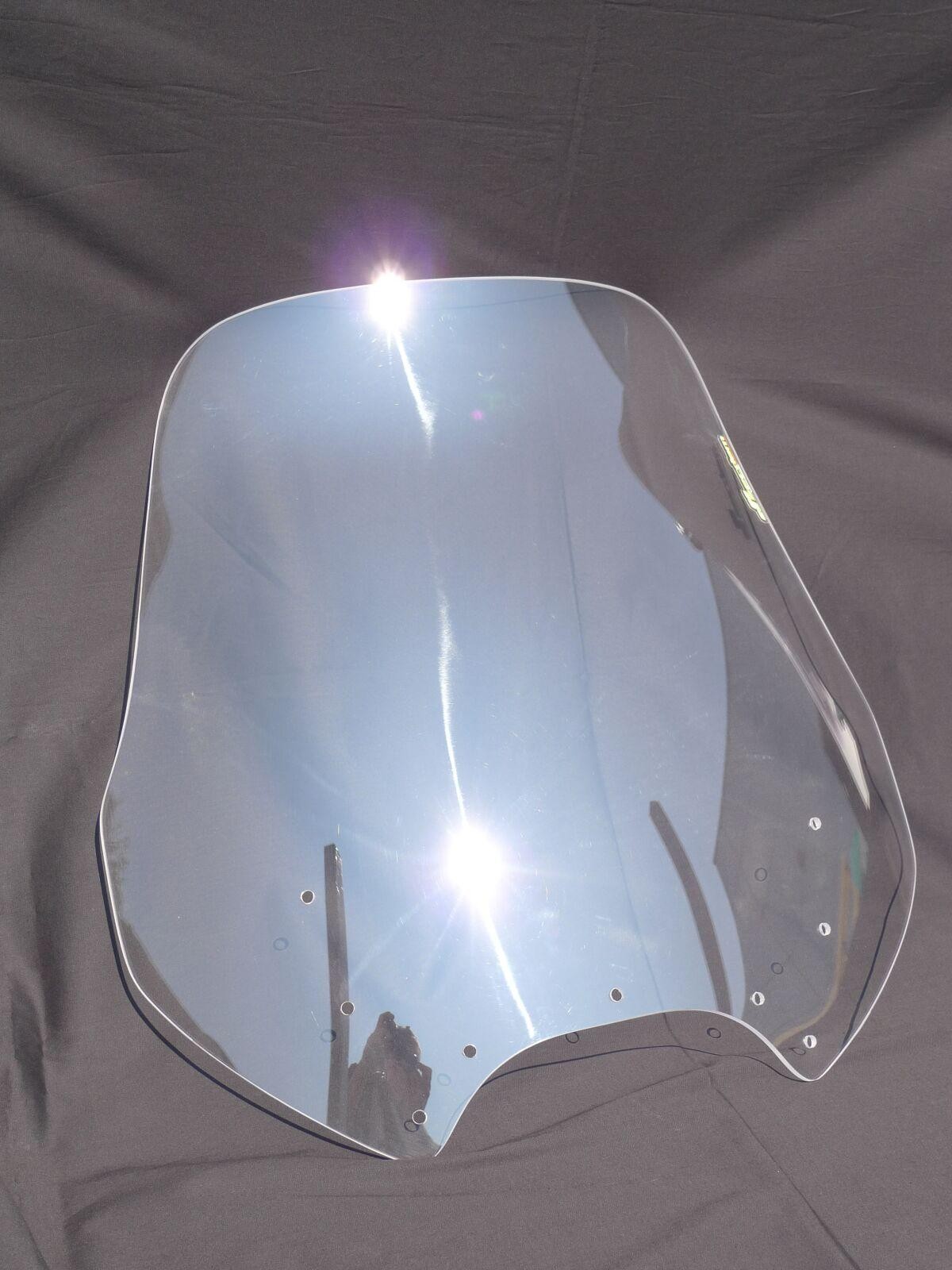 Clear, durable windshield for Yamaha FJR 1300 (2001-2005), measuring 48 cm (18-7/8"), featuring a smooth surface and multiple mounting holes for easy installation.