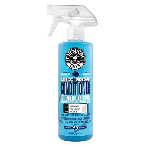 16oz spray bottle of Chemical Guys Polishing & Buffing Pad Conditioner, featuring a clear blue liquid and a transparent spray nozzle, labeled with white text on a black background.