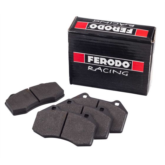 Black Ferodo DS3000 racing brake pads for Alfa Romeo 75, featuring a sturdy design with two pads and a box labeled "FERODO RACING" in bold red and white.