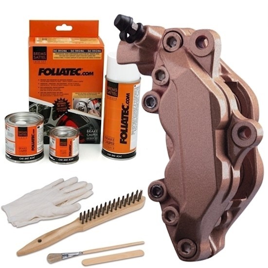 Copper brake caliper paint in a 50ml aerosol can, accompanied by a brush, gloves, and two cans of paint, all in a Foliatec branded packaging.