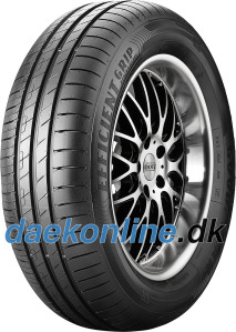 Black summer car tyre with a tread pattern labeled "EfficientGrip Performance," featuring a shiny silver alloy wheel with a multi-spoke design.
