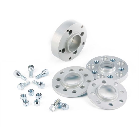 Silver aluminum track widening adapters with a 5-hole design, featuring a 45mm thickness and 90mm track widening per axle, accompanied by various bolts and nuts.