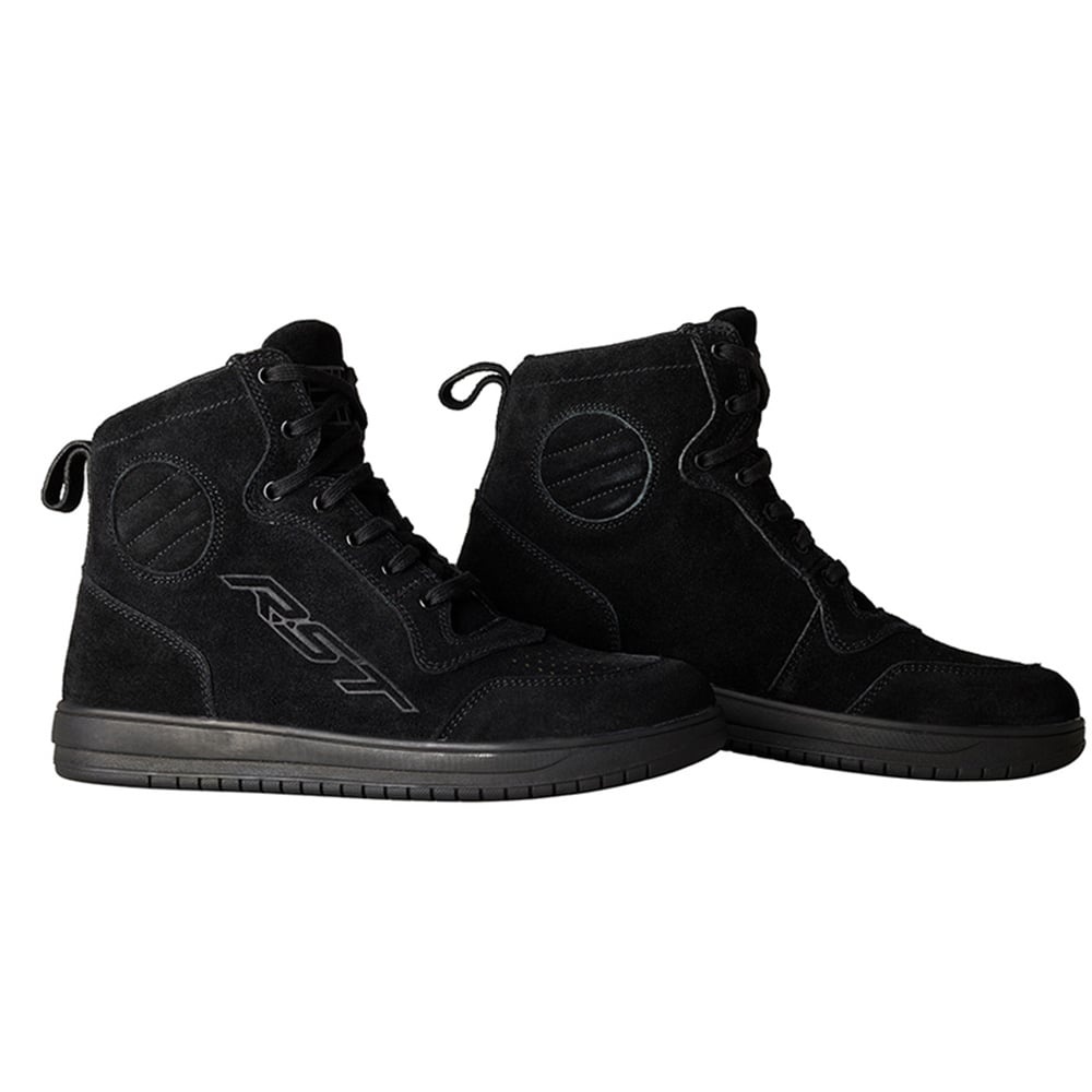 Black hi-top shoes by RST, featuring a suede material, round logo on the side, padded ankle support, and a textured rubber sole, size 43 EU.