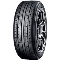 Yokohama BluEarth ES32 tyre, black rubber, 215 60 16 99H, sleek tread pattern, sidewall branding visible.