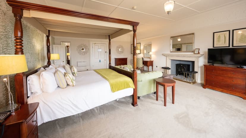 Featured image for Special offer: enjoy up to 30% off selected breaks at Nidd Hall - Features