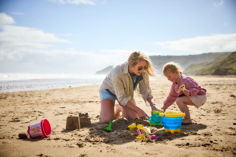 Survey Reveals One in Ten Brits Take Days to Relax on Holiday