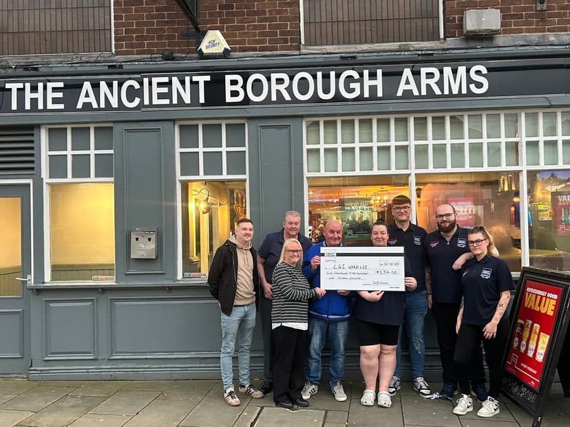 Featured image for How A Pontefract Pub Raised Over £2300 For Leeds General Infirmary With A Raphinha Shirt - Community