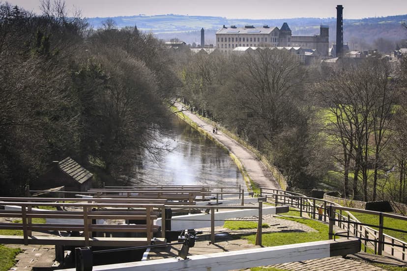 Featured image for Walk: Saltaire to Bingley along the Leeds Liverpool Canal - Outdoors