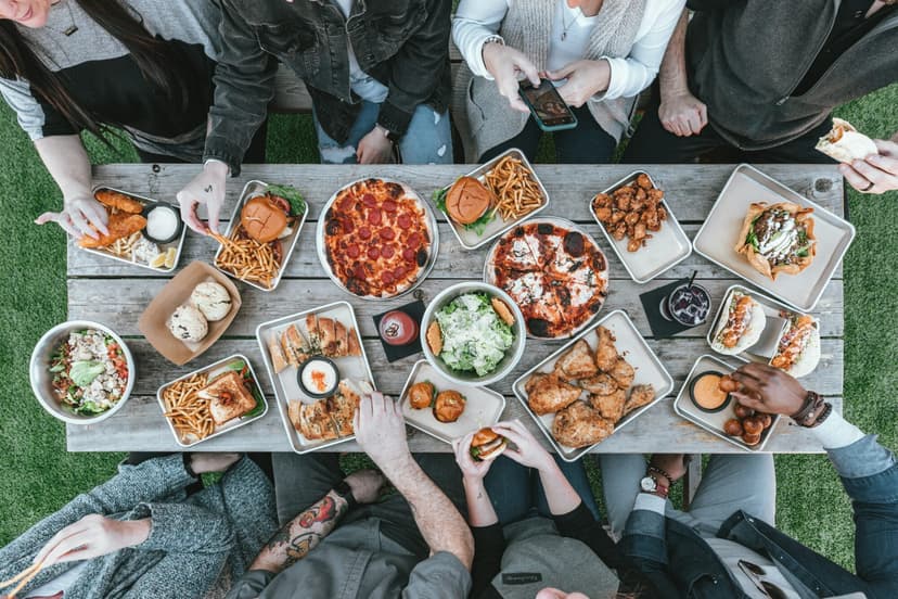 Featured image for Outdoor Dining - Features