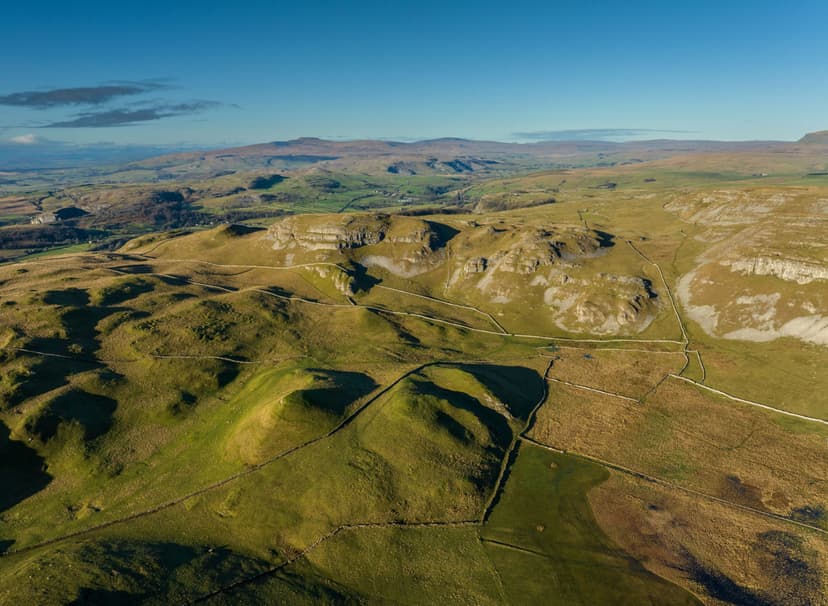 Featured image for Walk: Golden Lion & Sugar Loaf Hill - walking
