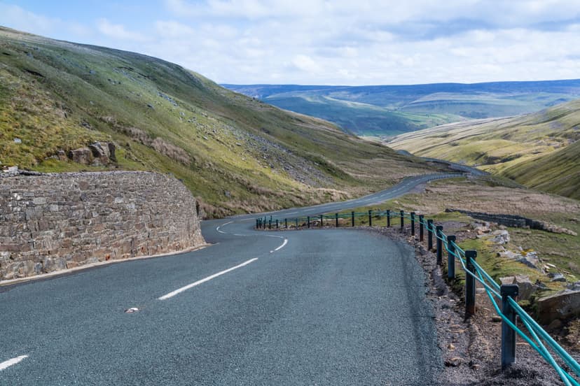 Featured image for A Journey through the Enchanting Buttertubs Pass: Nature's Own Majestic Highway - Features