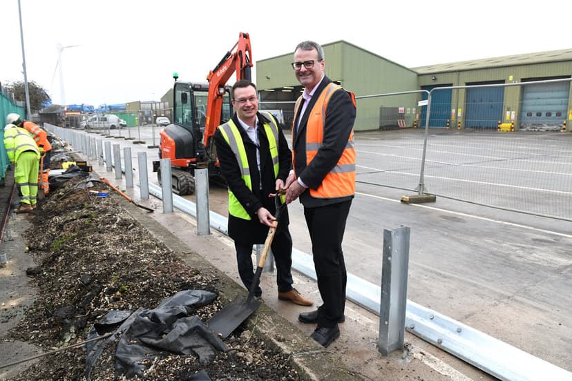 Ground Broken – Hull on the Road to New Electric Bus Depot!
