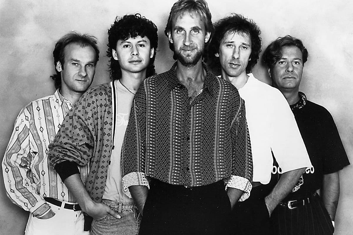 Mike + The Mechanics Tour Sheffield City Hall