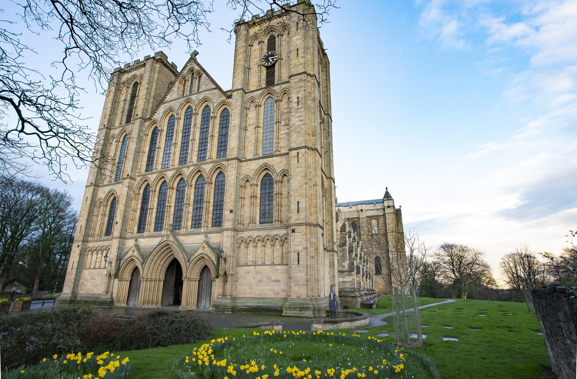 Walk: Ripon Rowel