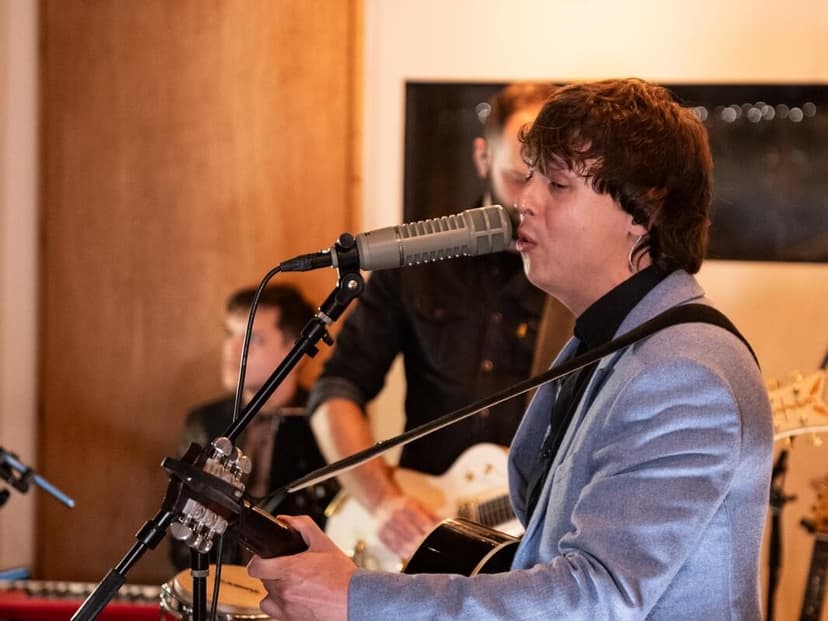 Featured image for Spirit of Yorkshire Distillery Hosting Scarborough Singer Alastair James - Arts & Culture