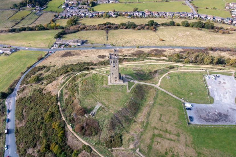 Featured image for Walk: Castle Hill, Huddersfield - walking