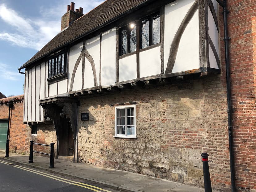 Featured image for The red rose rent at Jacob's Well, with Dr Emma Wells - Features