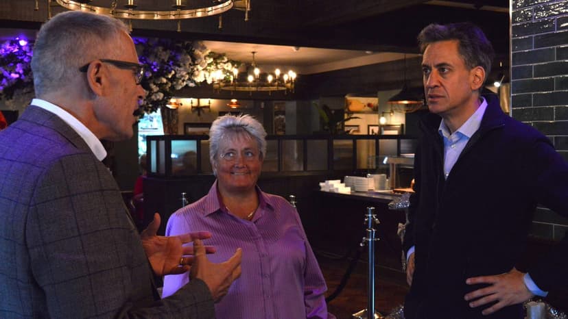 Featured image for Why Did Ed Miliband Visit The Marr Lodge Pub? - Business