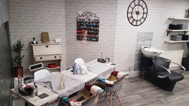 La Rose Hair and Beauty - Beauty Salons in beeston