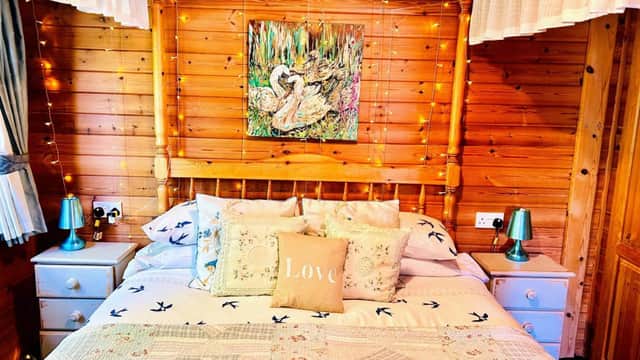 Secluded Rustic Cabin - A Digital Detox Paradise., York, Yorkshire