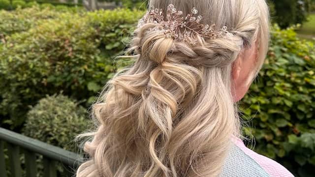 All About Me - Hair Salons in exley