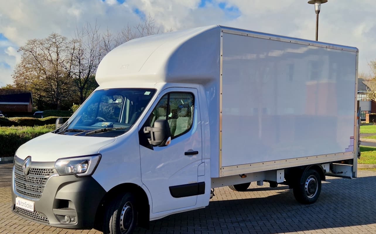 Courier To Northern Ireland
