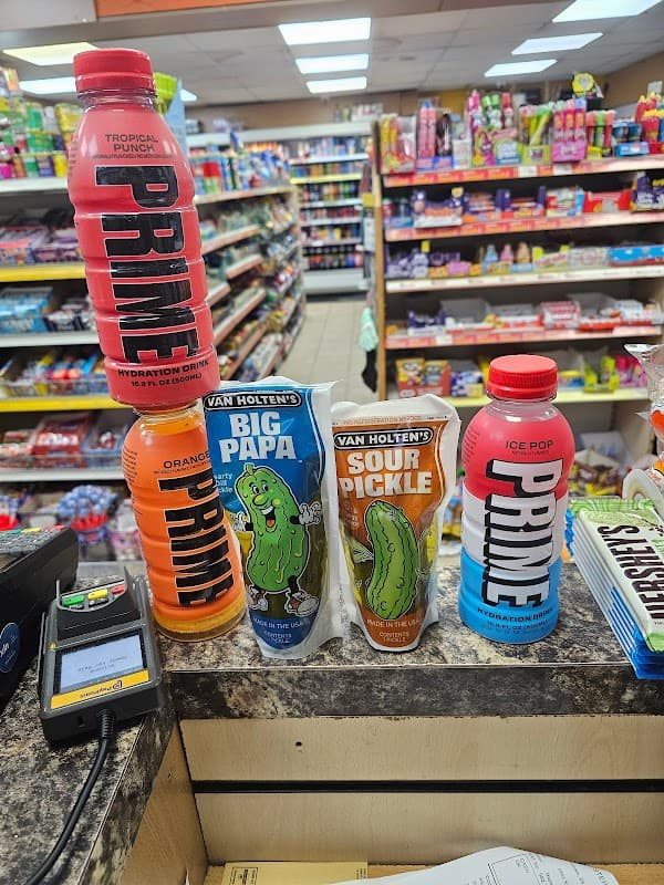 Moor end lane convenience store
