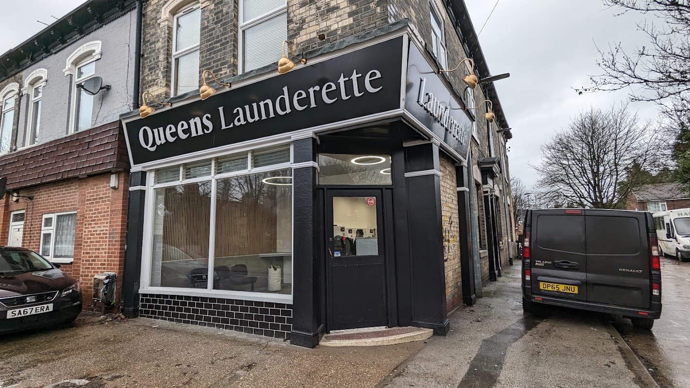 HU5 Queens Launderette