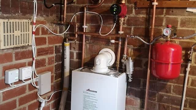 Boiler Installation Leeds - 24/7 Plumbing & Gas Services - New Boiler Leeds - Plumber in Leeds - Plumbers in hunslet