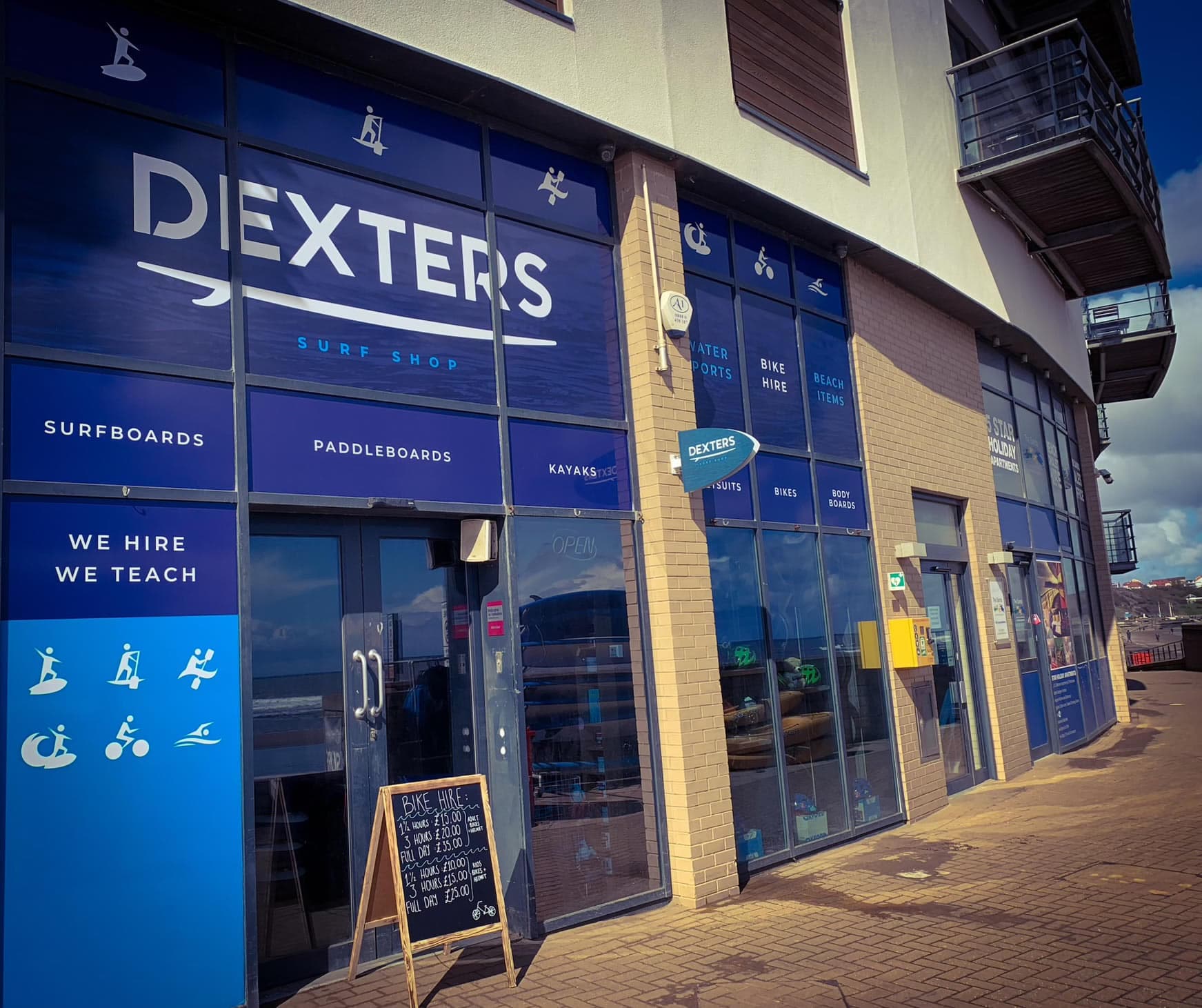 Dexters Surf Shop