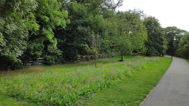 Manor Garth Park - Park in otley