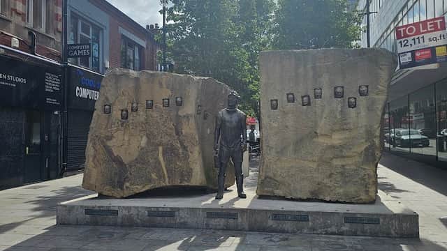 Miner memorial - Monuments in doncaster