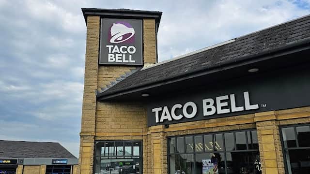 Dining at Taco Bell in bradford