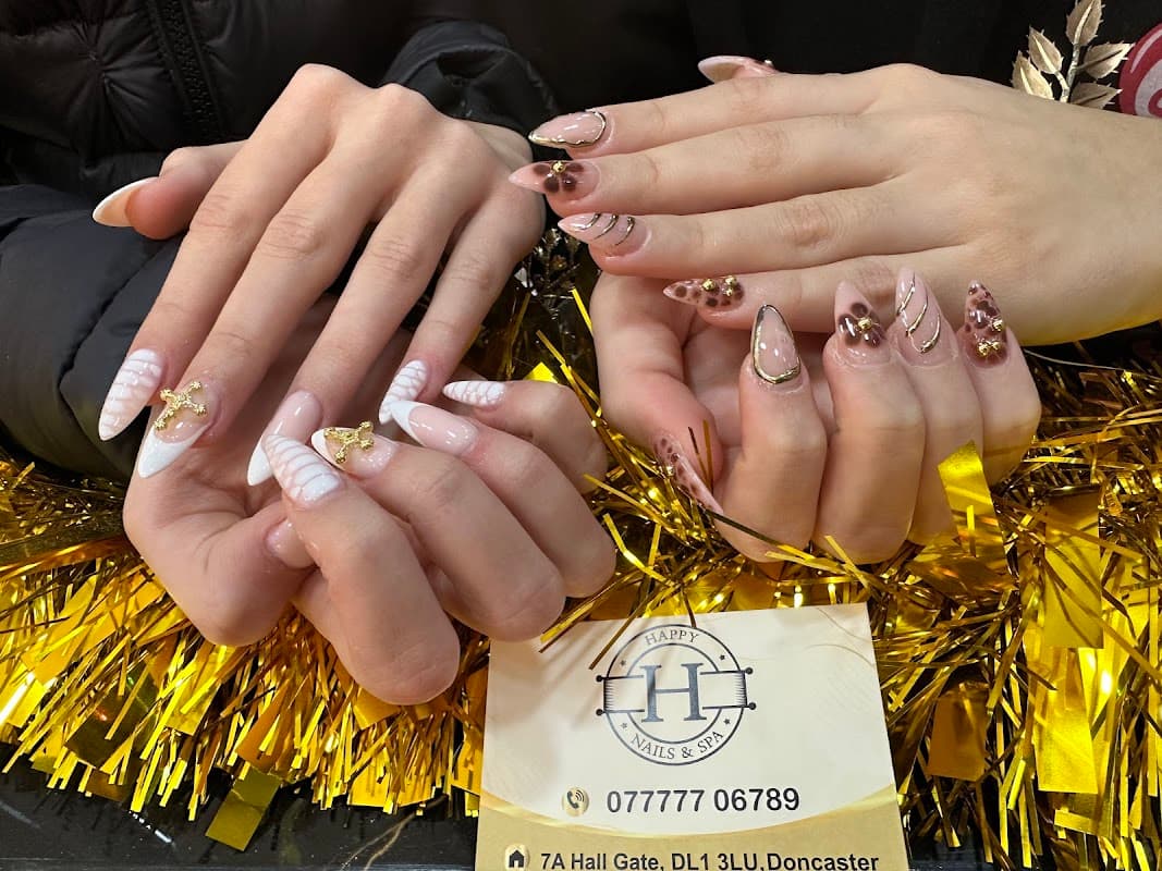 Happy Nails & Spa