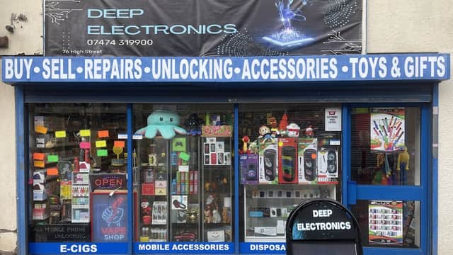 DeepElectronics - Tech & Electronics in mexborough