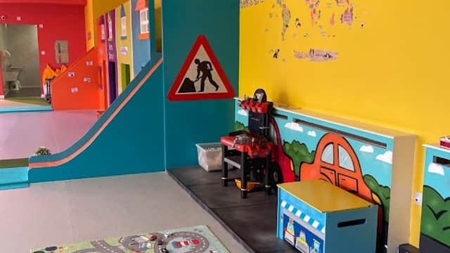 Shine Bright Day care & Out of School Club - Nurseries in cleckheaton