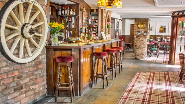 Pub The Oak Wheel Inn in burniston